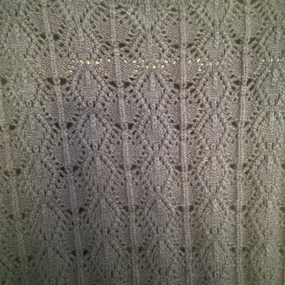 Navy Blue Delicate Knit Sleeveless Sweater Vest Approx Size Medium - Picture 4 of 4